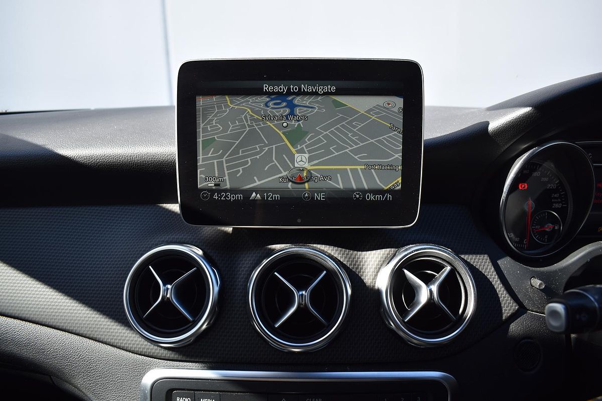 2019 Mercedes-Benz GLA-Class GLA180 Urban Edition X156