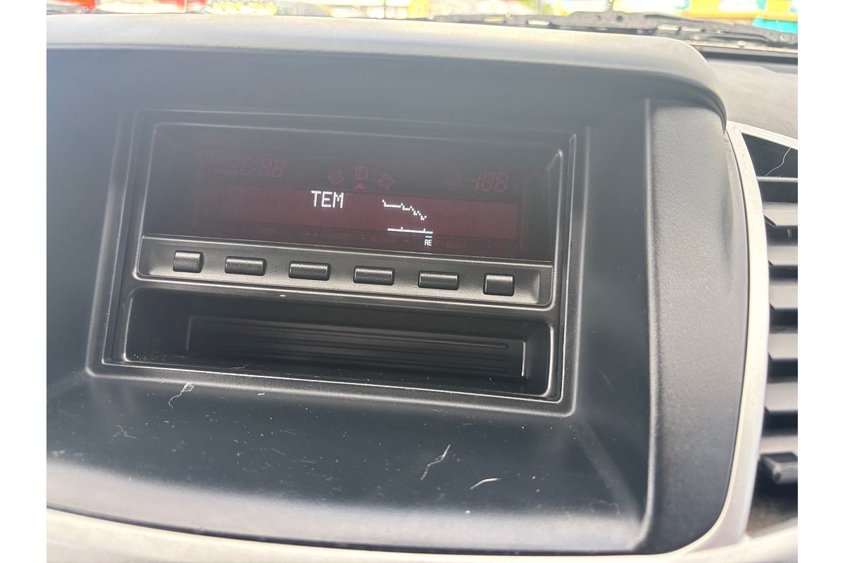 2013 Mitsubishi Triton GL-R MN 4X4