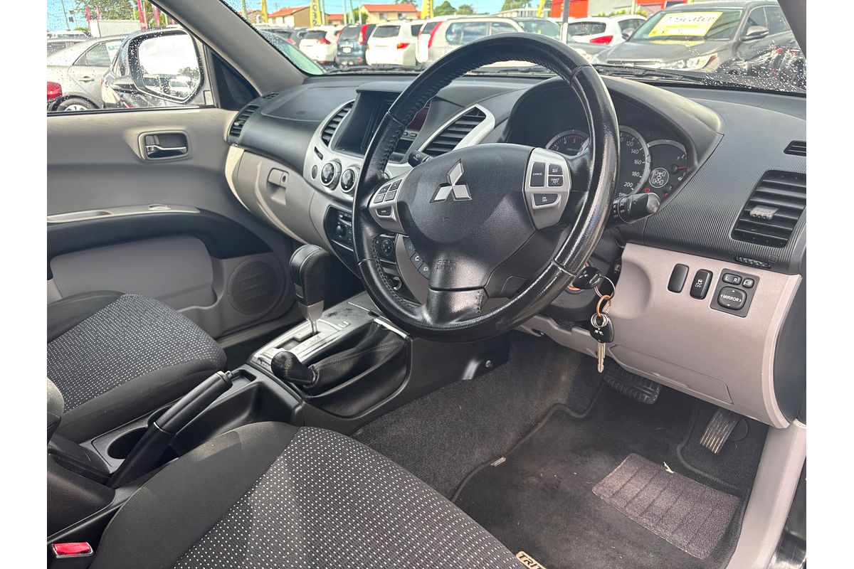 2013 Mitsubishi Triton GL-R MN 4X4