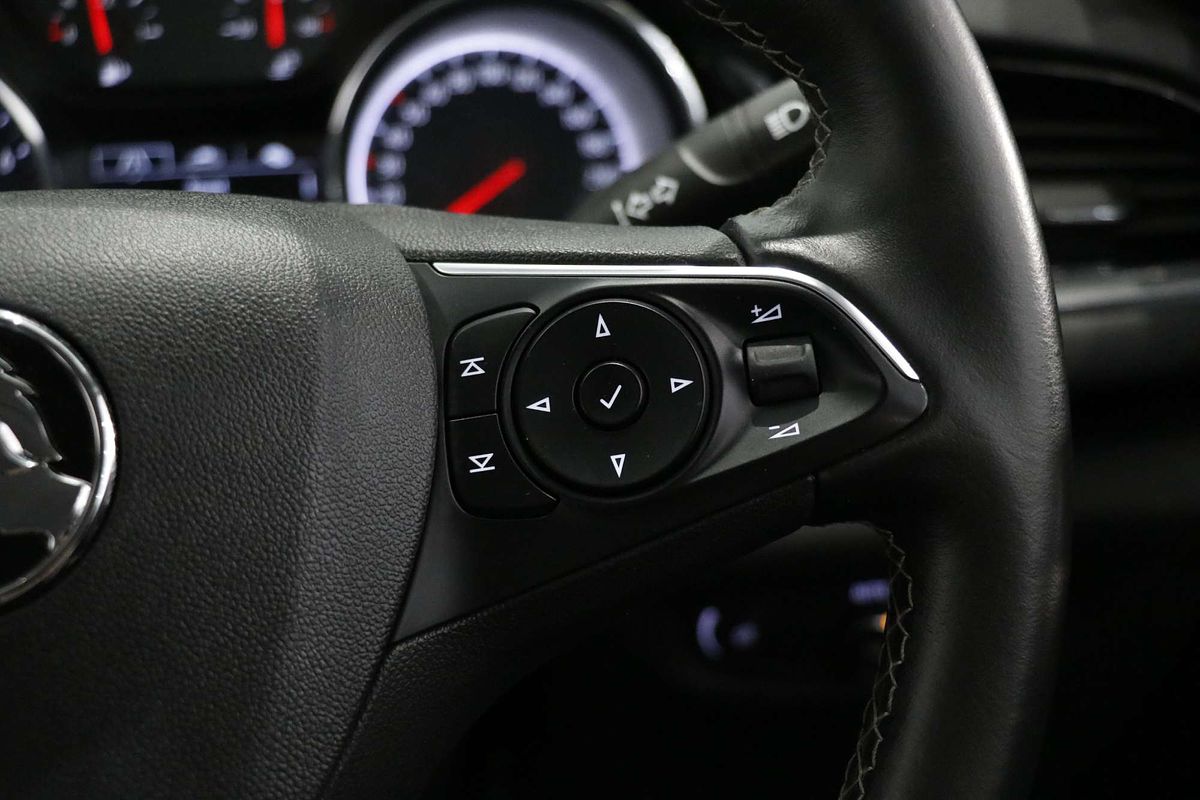 2020 Holden Commodore LT ZB