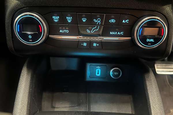 2019 Ford Focus ST-Line SA