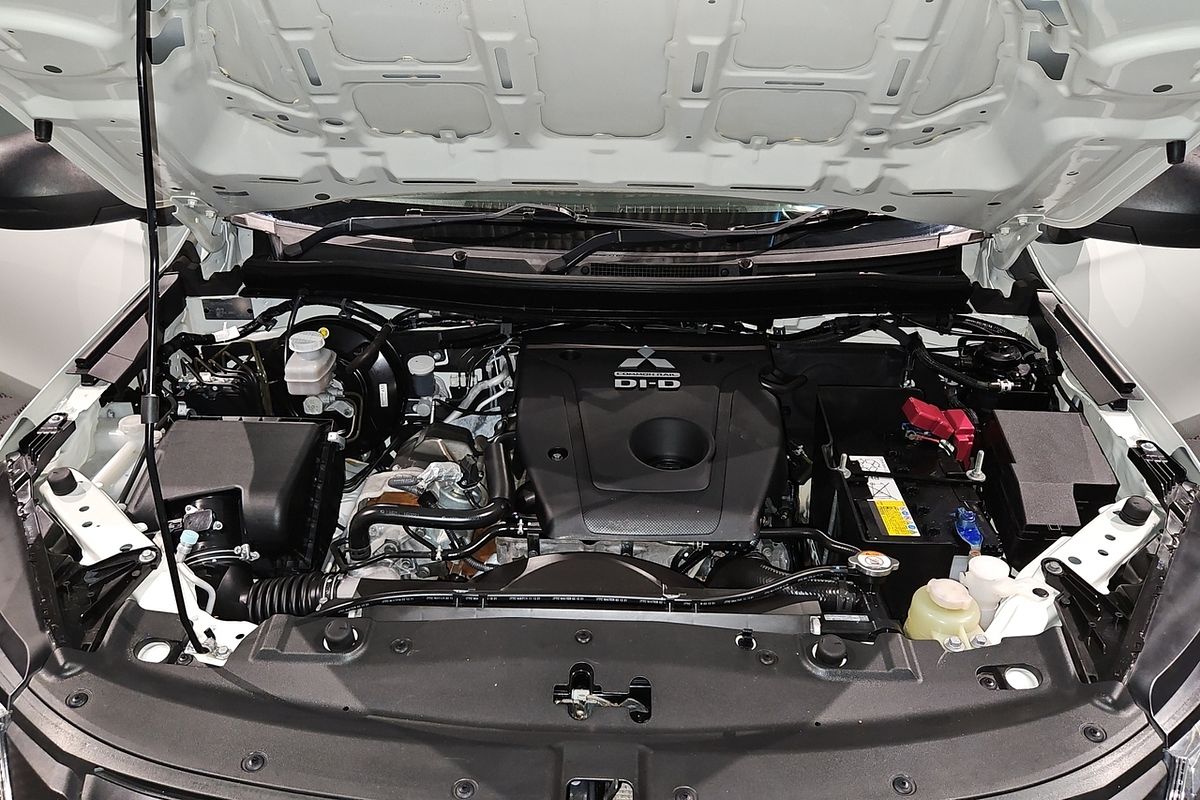2021 Mitsubishi Triton GLX MR 4X4