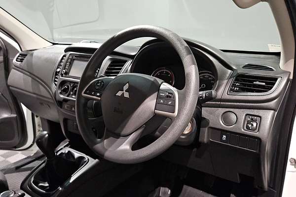 2021 Mitsubishi Triton GLX MR 4X4