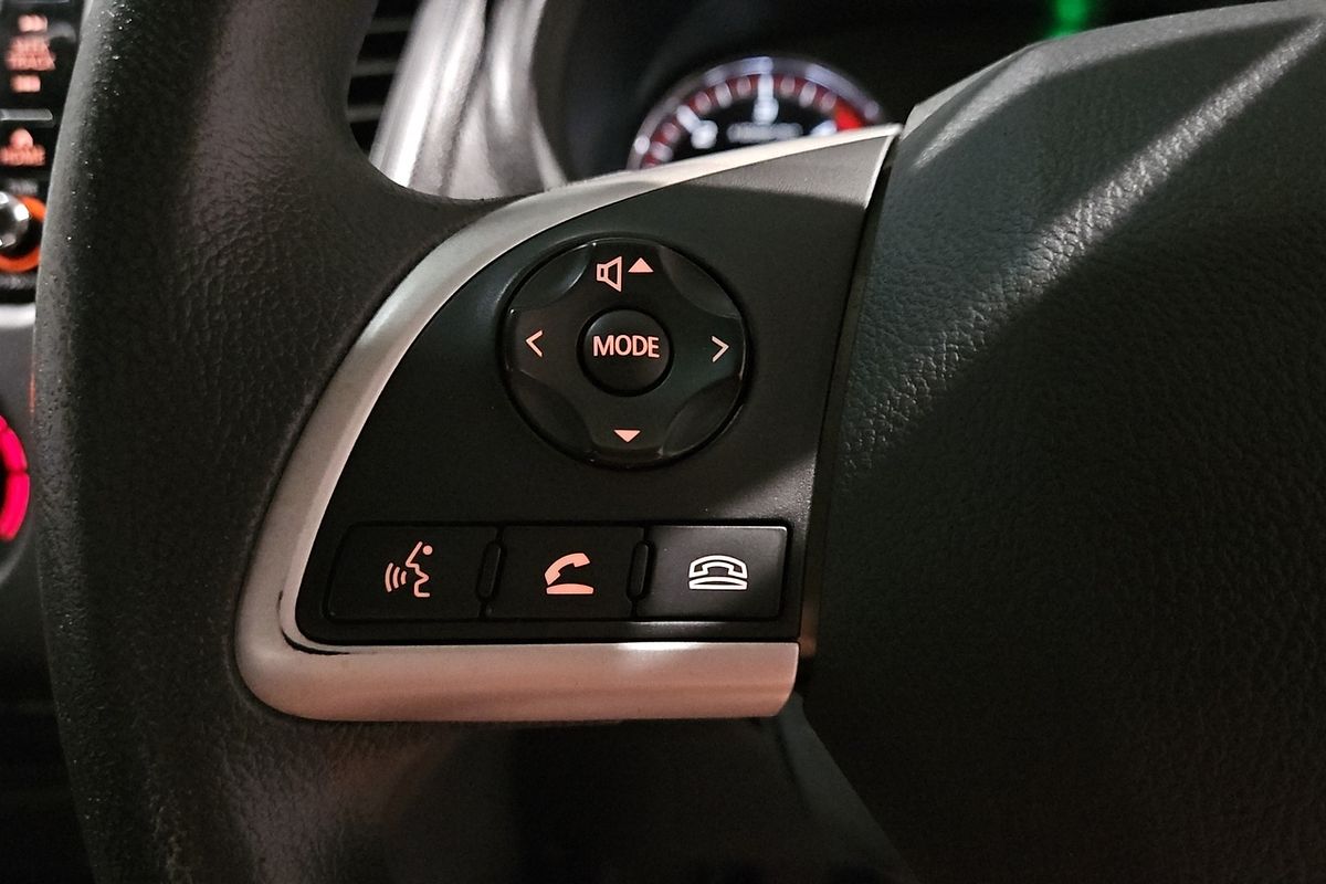 2021 Mitsubishi Triton GLX MR 4X4