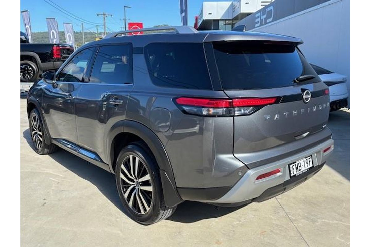 2023 Nissan Pathfinder Ti-L R53