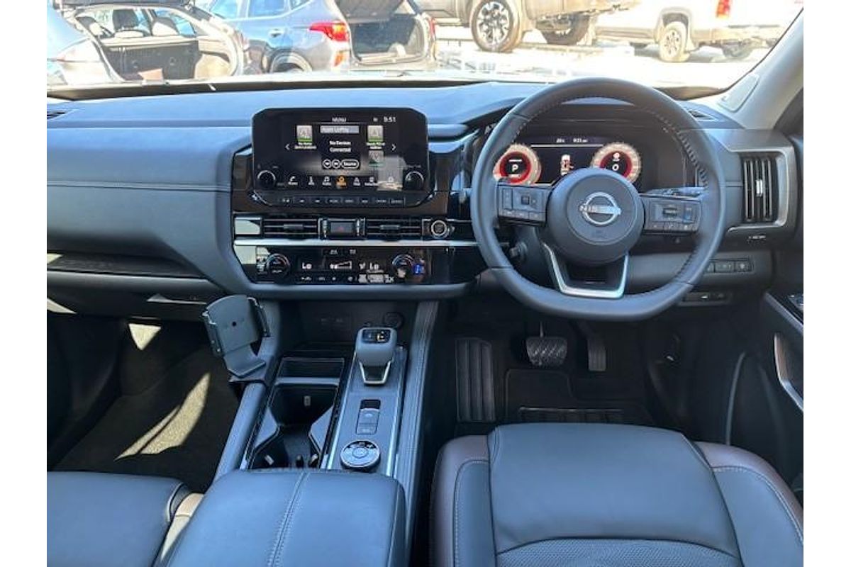 2023 Nissan Pathfinder Ti-L R53