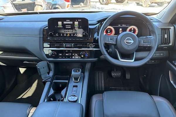 2023 Nissan Pathfinder Ti-L R53