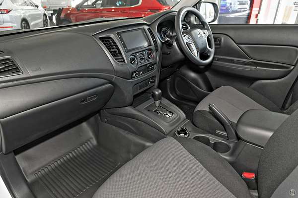 2024 Mitsubishi Triton GLX MR 4X4