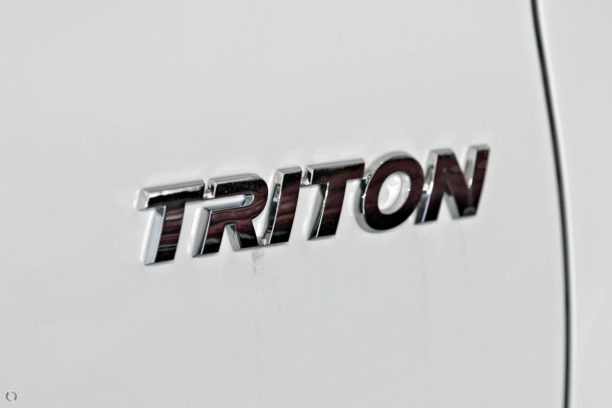 2024 Mitsubishi Triton GLX MR 4X4