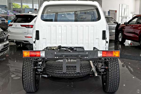 2024 Mitsubishi Triton GLX MR 4X4