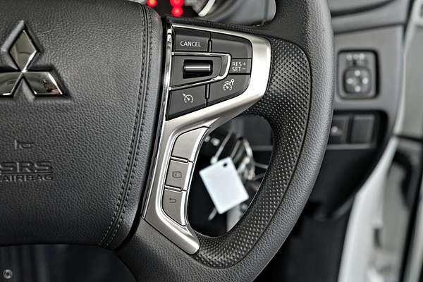 2024 Mitsubishi Triton GLX MR 4X4