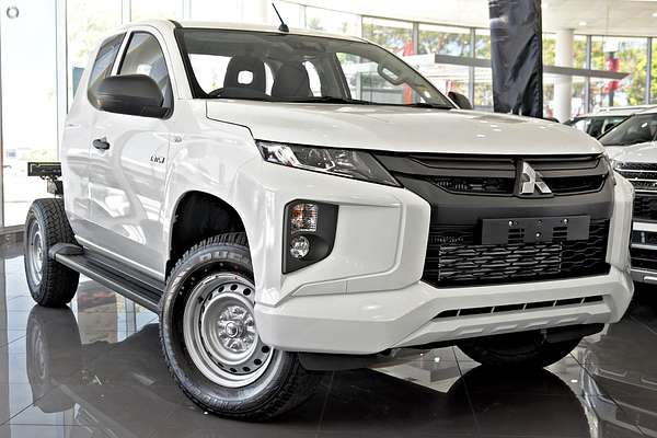 2024 Mitsubishi Triton GLX MR 4X4