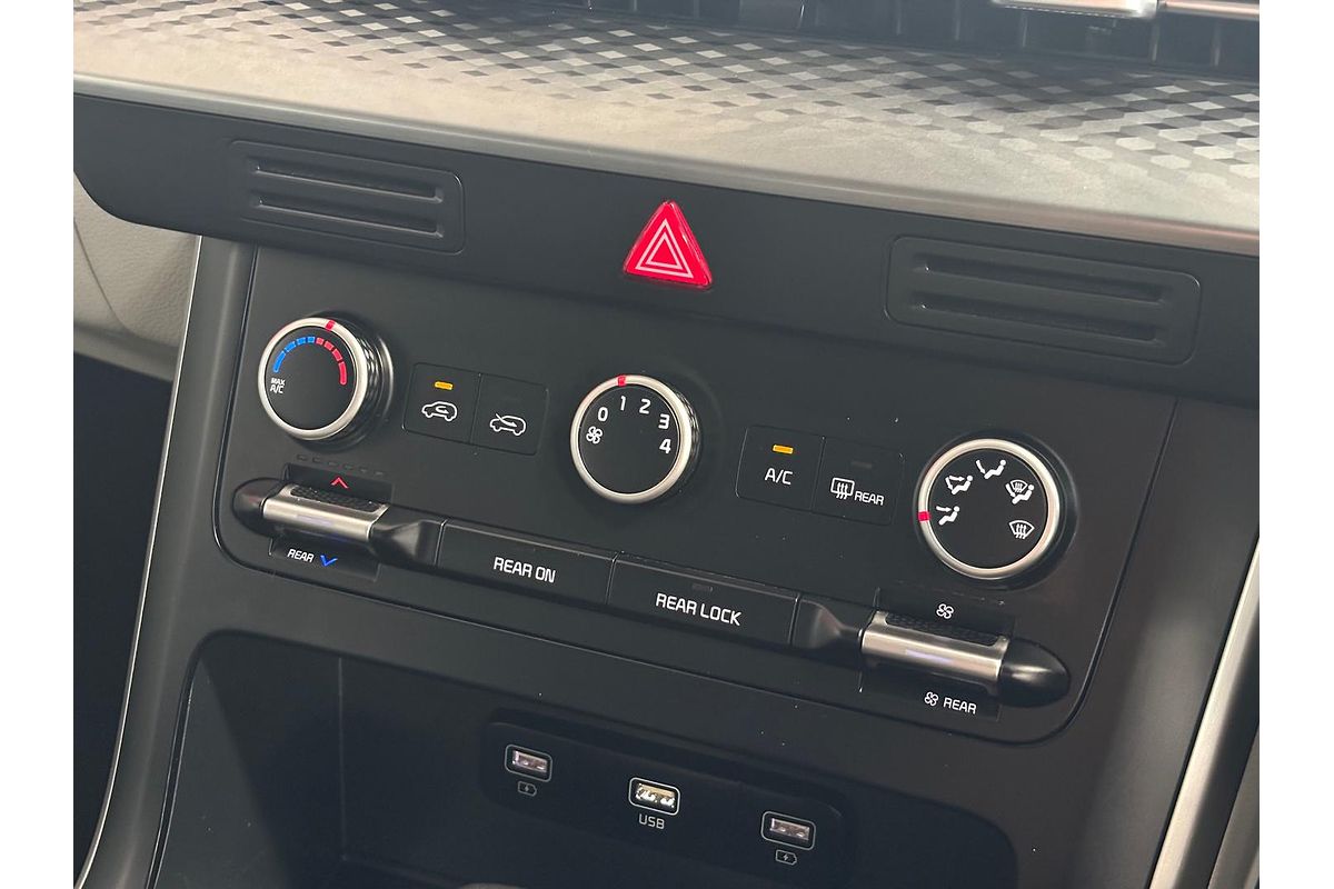 2022 Kia Carnival S KA4