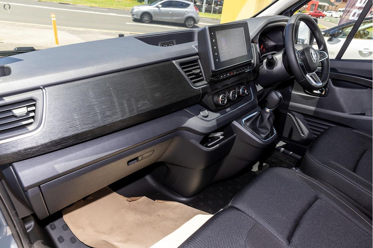 2024 Renault Trafic Premium X82 SWB
