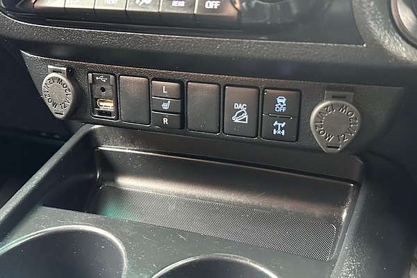 2021 Toyota Hilux Rogue GUN126R 4X4