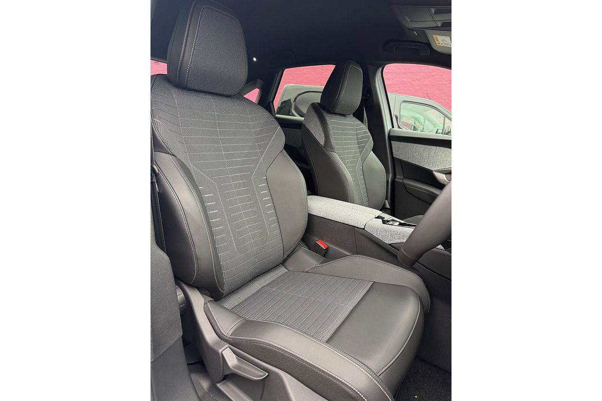 2025 Peugeot 3008 Allure Hybrid P64