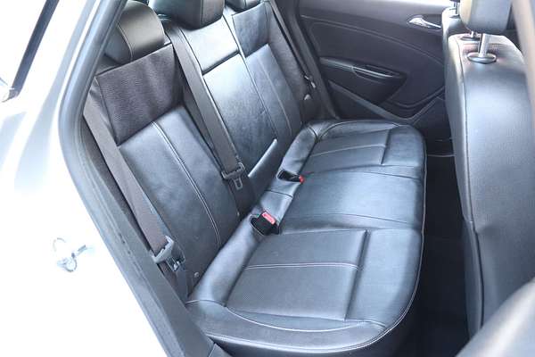2012 Opel Astra Select AS