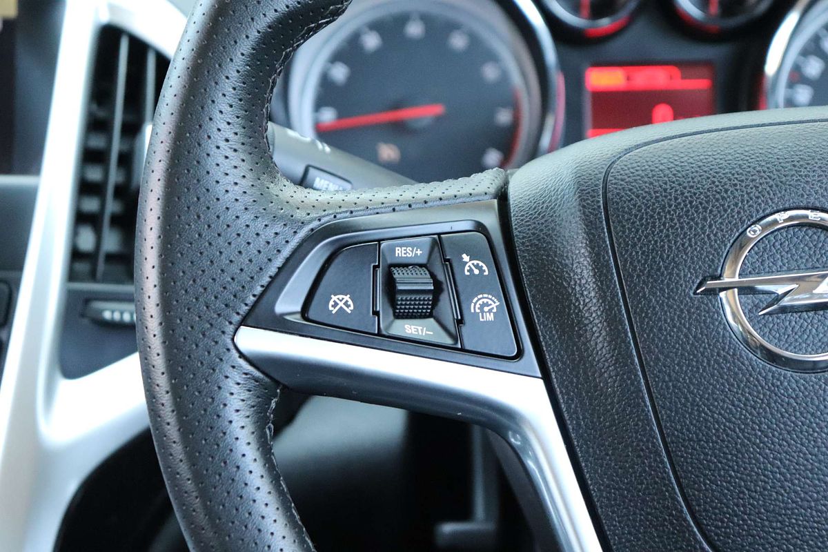 2012 Opel Astra Select AS