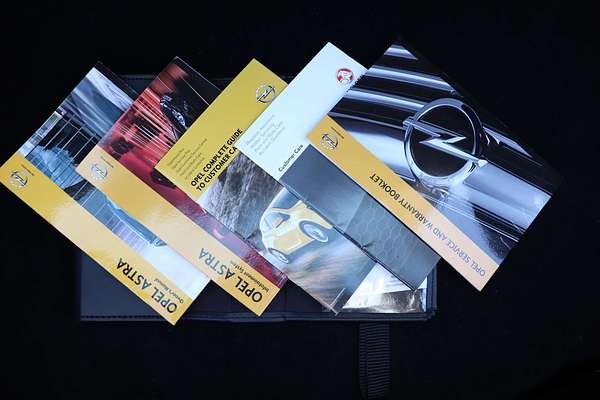 2012 Opel Astra Select AS