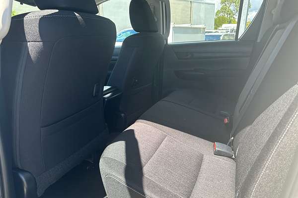 2019 Toyota Hilux SR GUN126R 4X4