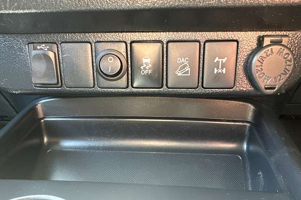 2019 Toyota Hilux SR GUN126R 4X4