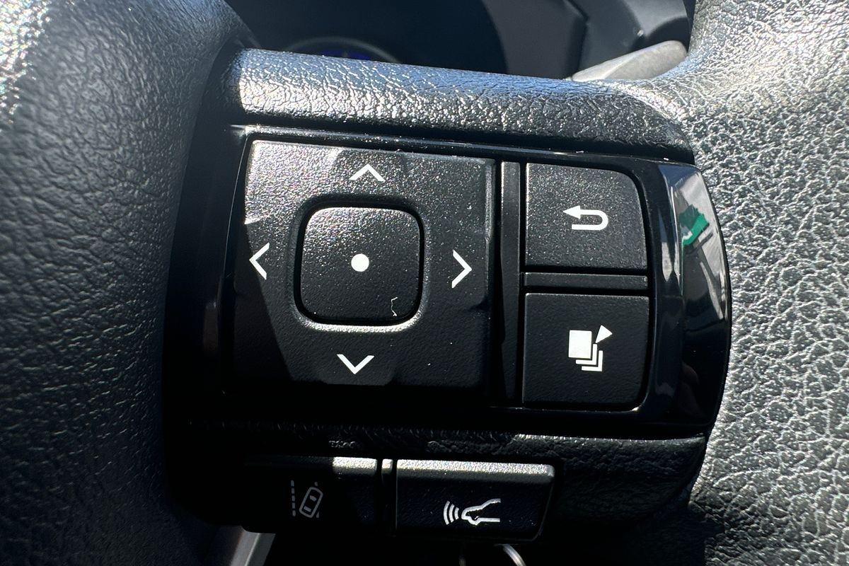 2019 Toyota Hilux SR GUN126R 4X4