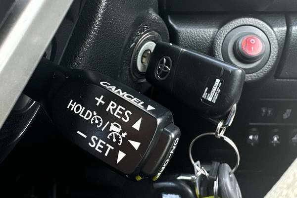 2019 Toyota Hilux SR GUN126R 4X4