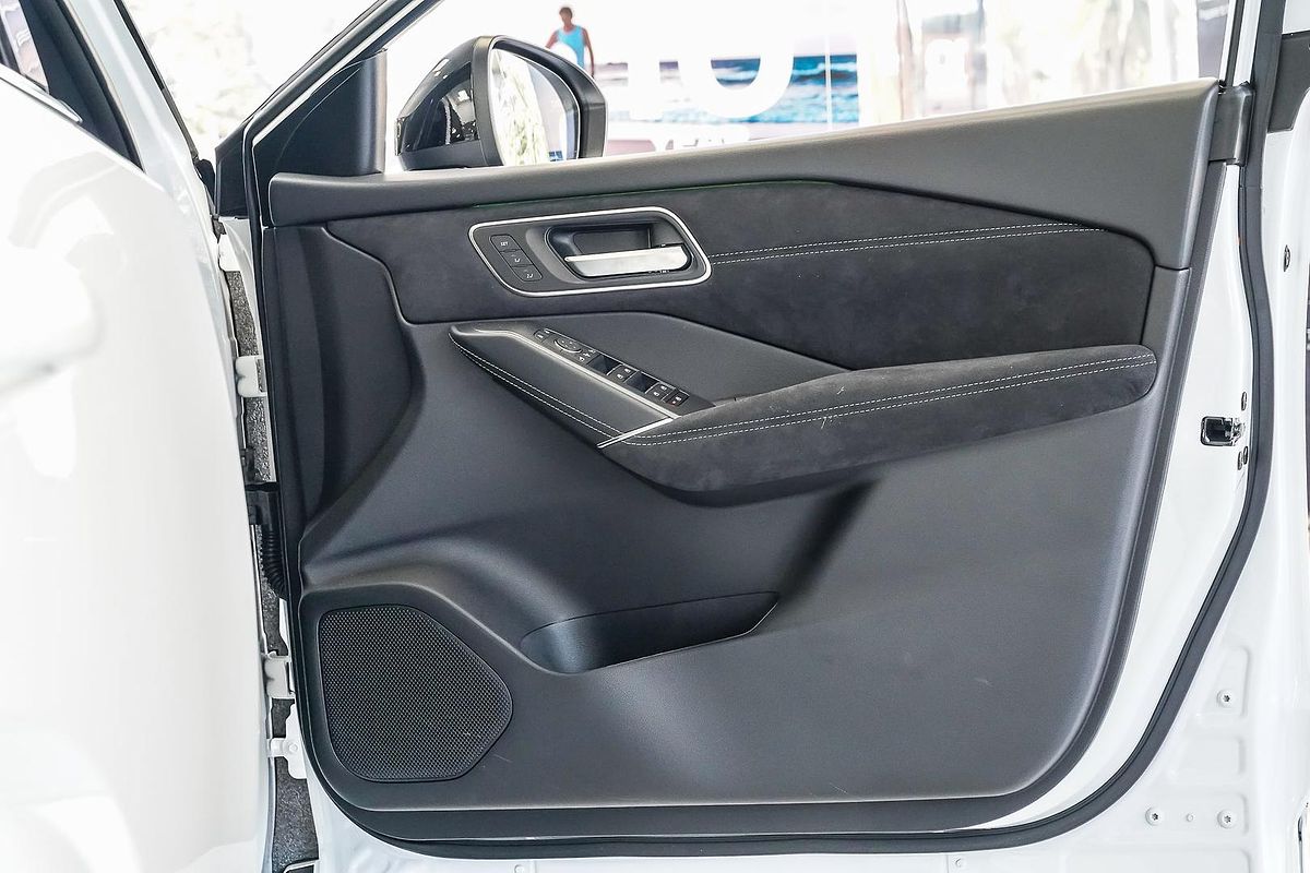 2025 Nissan QASHQAI N-DESIGN e-POWER J12