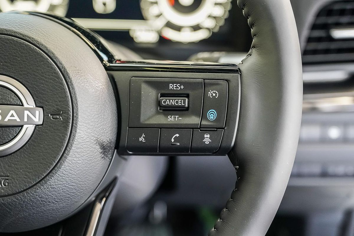 2025 Nissan QASHQAI N-DESIGN e-POWER J12