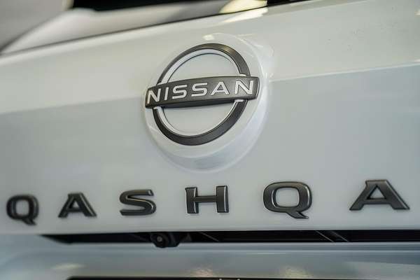 2025 Nissan QASHQAI N-DESIGN e-POWER J12
