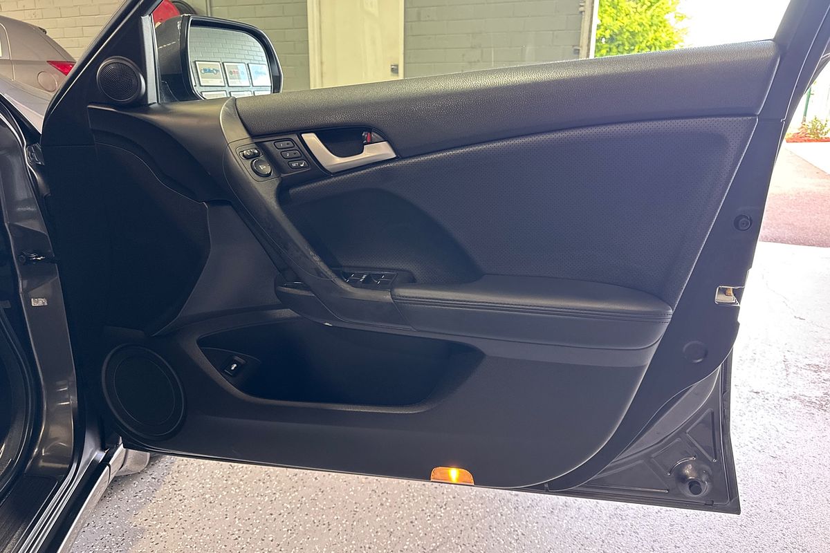 2011 Honda Accord Euro Luxury 8th Gen