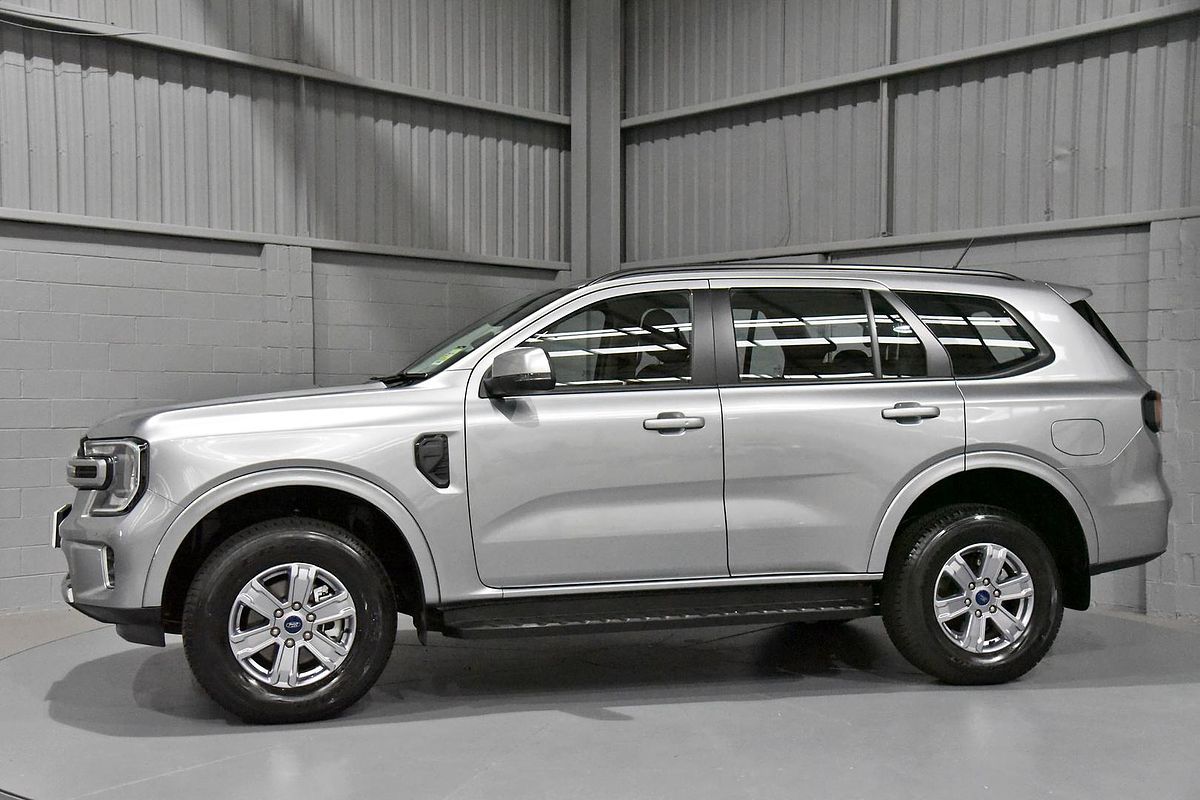 2024 Ford Everest Ambiente