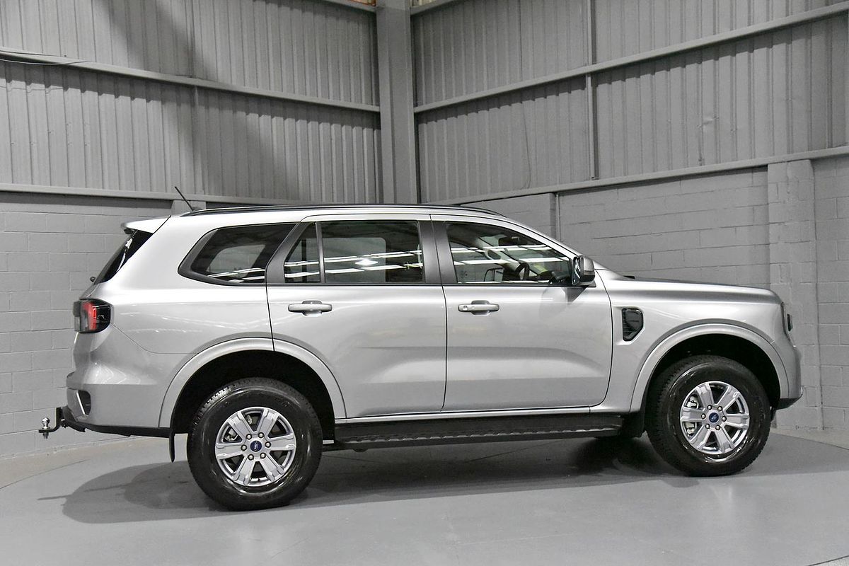 2024 Ford Everest Ambiente