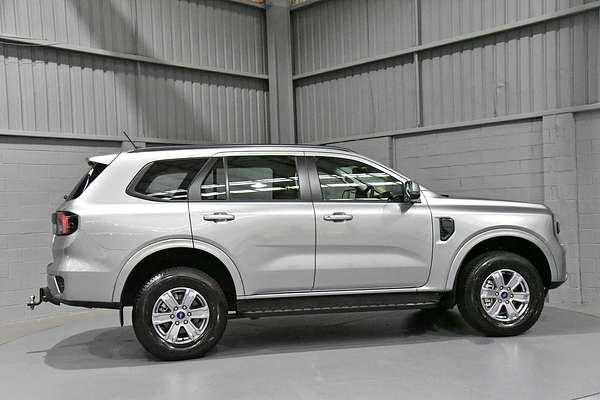 2024 Ford Everest Ambiente