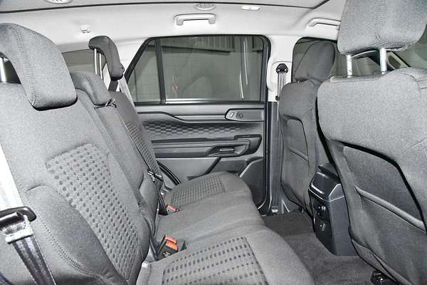 2024 Ford Everest Ambiente