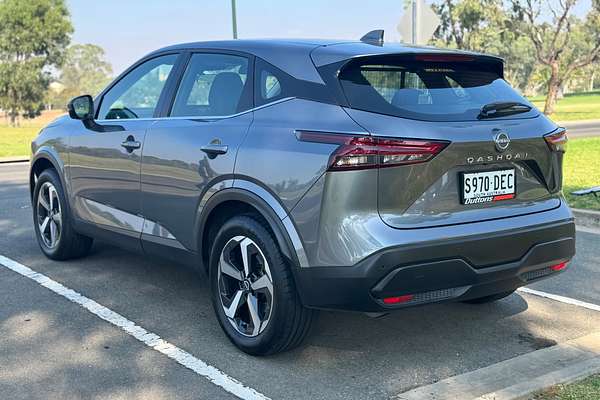 2023 Nissan QASHQAI ST+ J12