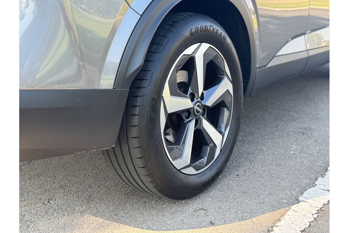 2023 Nissan QASHQAI ST+ J12