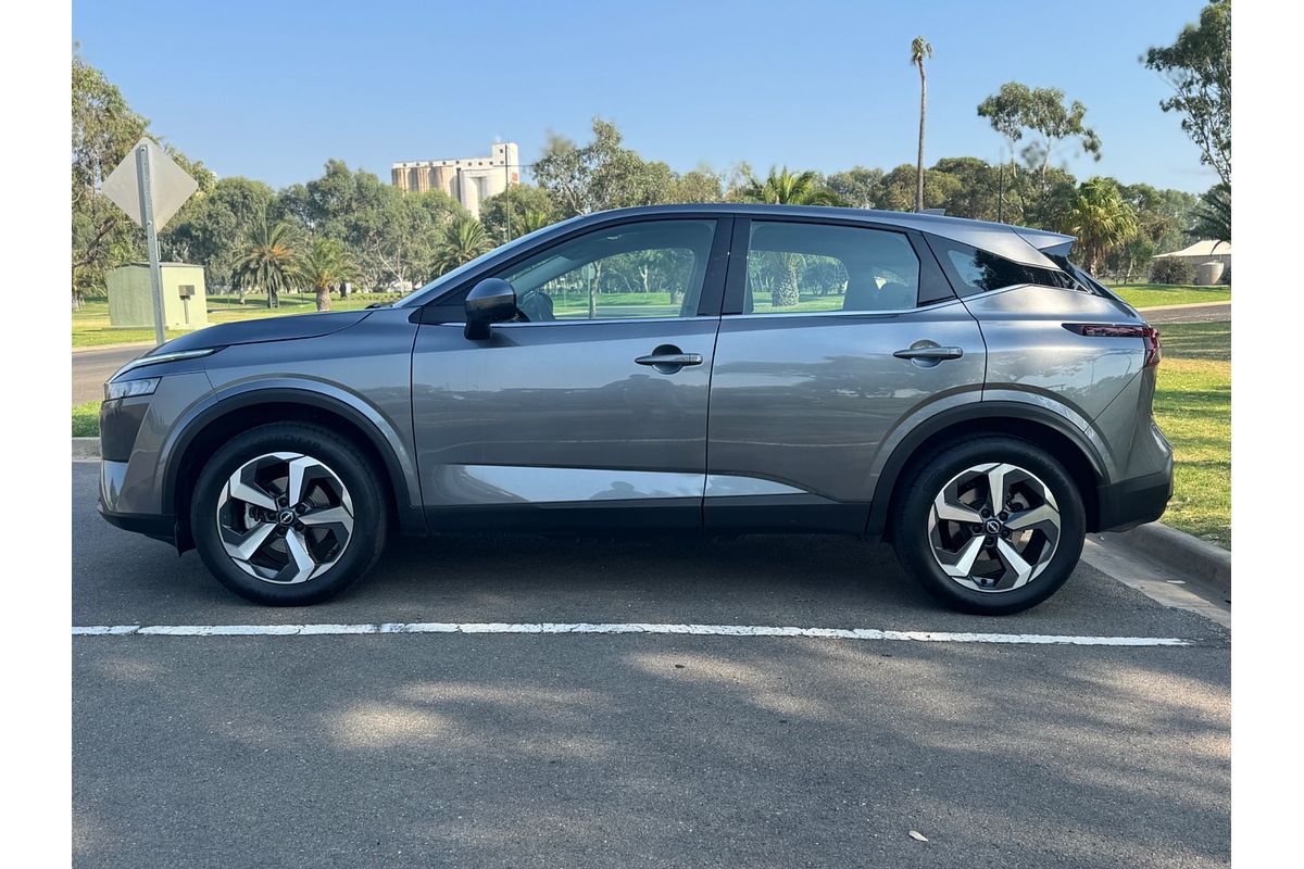 2023 Nissan QASHQAI ST+ J12