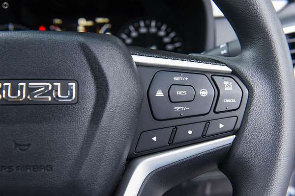 2024 Isuzu MU-X LS-M