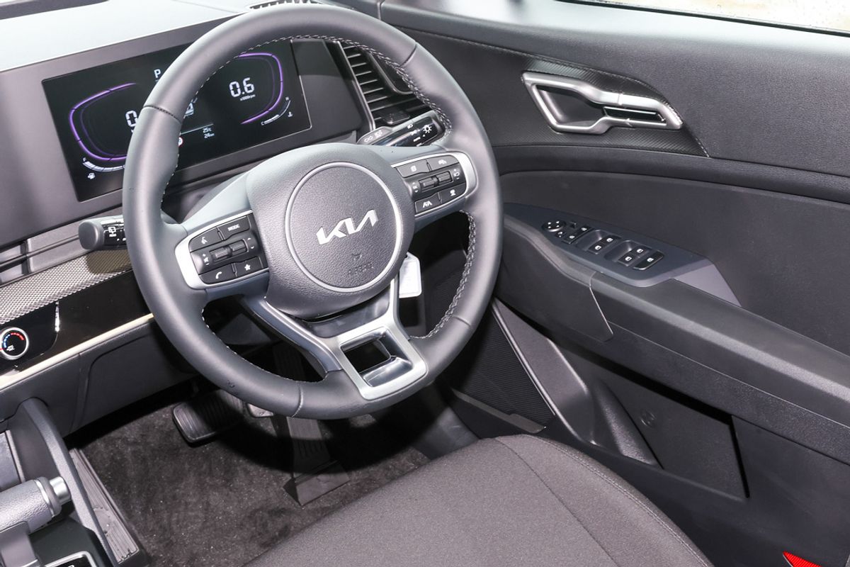 2024 Kia Sportage S NQ5