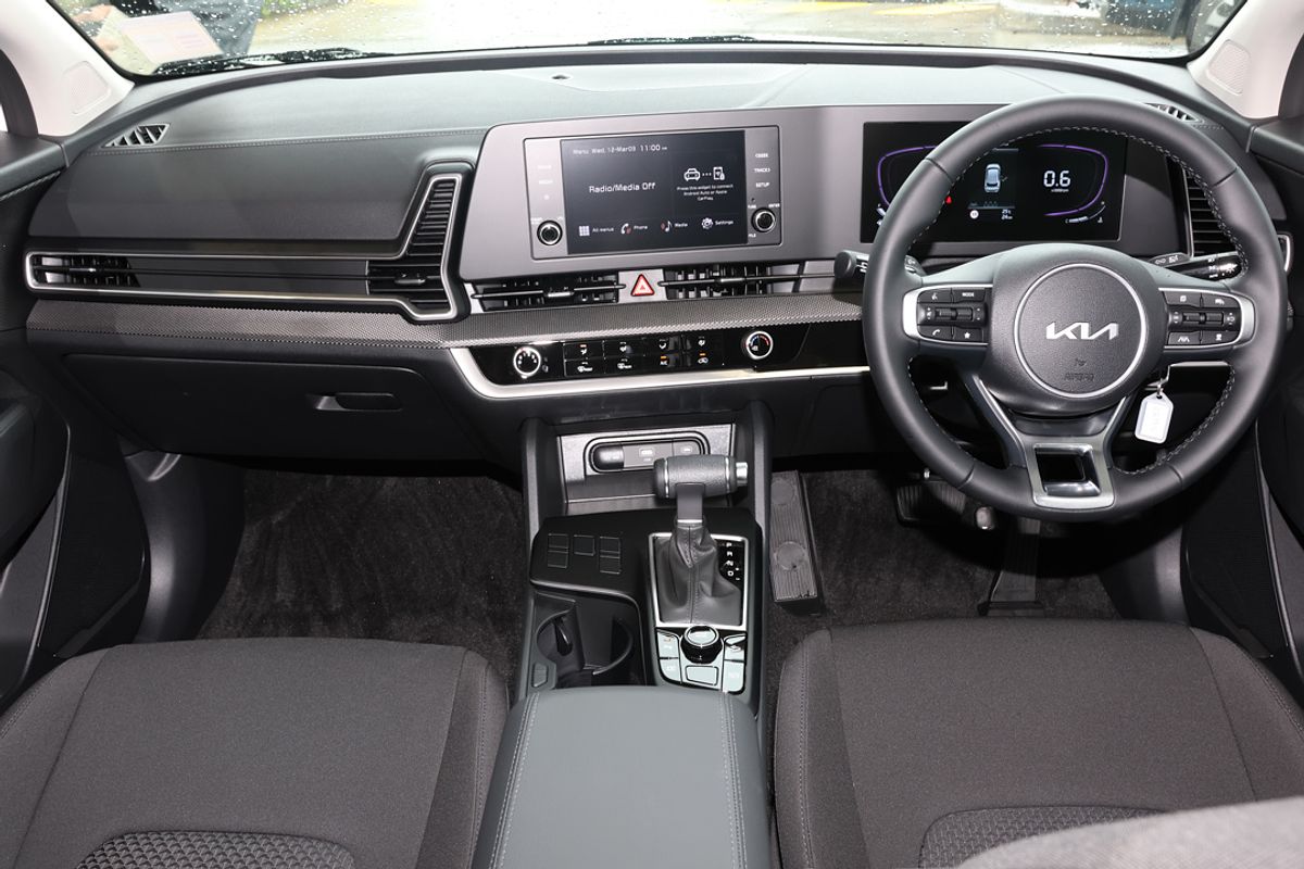 2024 Kia Sportage S NQ5