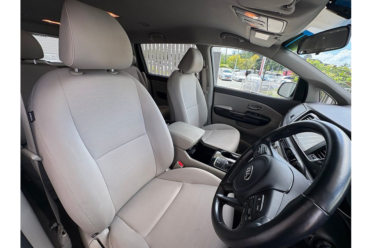 2018 Kia Carnival YP MY18
