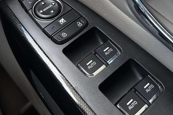 2018 Kia Carnival YP MY18