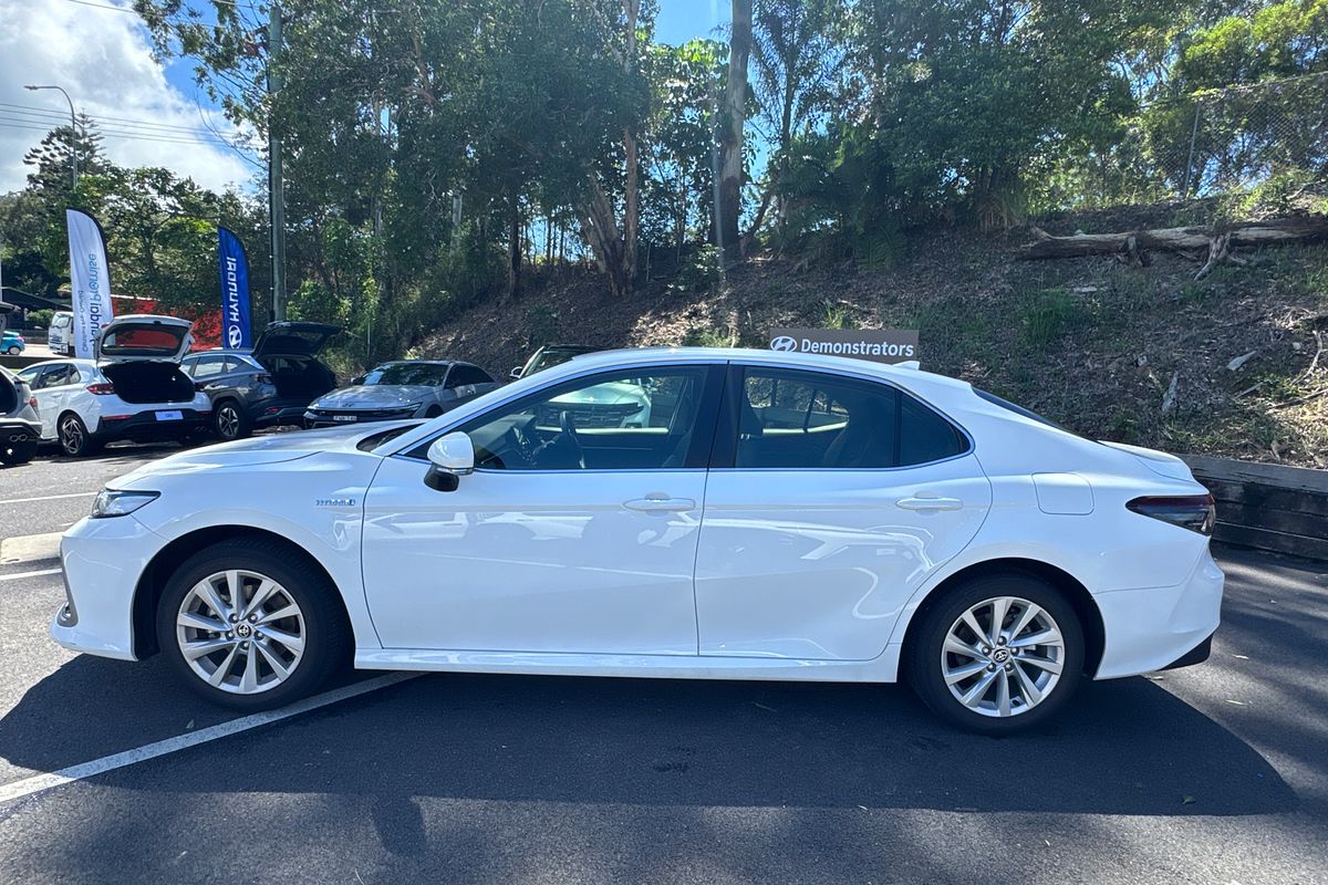 2024 Toyota Camry Ascent AXVH70R