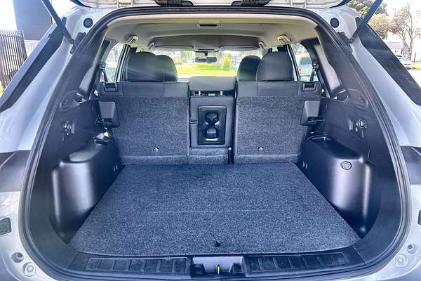 2022 Mitsubishi Outlander ES ZM