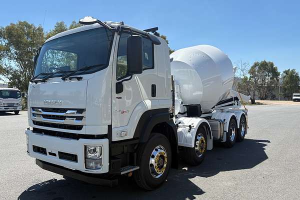 2024 Isuzu F Series FYJ300-350 SWB