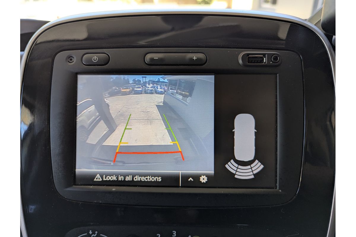 2019 Renault Trafic Premium 125kW X82 SWB