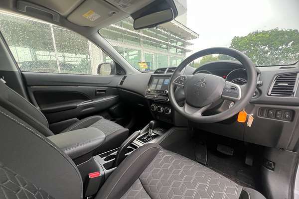 2024 Mitsubishi ASX ES XD