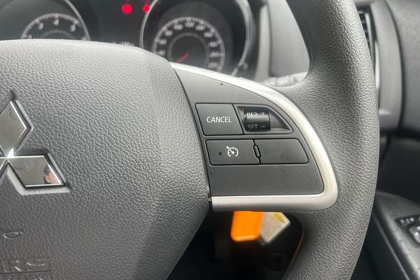 2024 Mitsubishi ASX ES XD