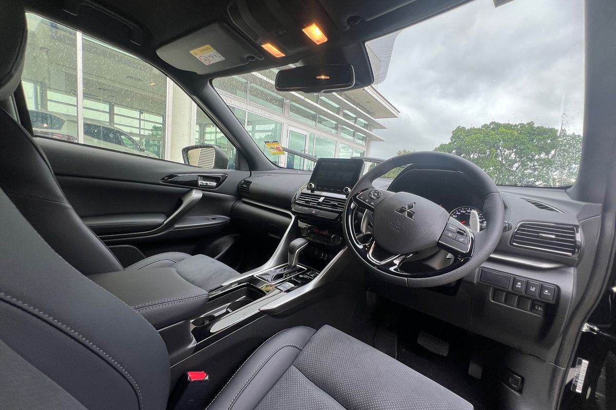 2024 Mitsubishi Eclipse Cross Black Edition YB